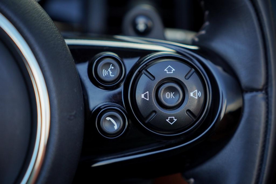 MINI Cabrio 2.0 Cooper S Hammersmith Aut / Leder / NL Auto / JCW / Sporttransmissie