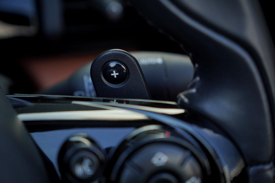 MINI Cabrio 2.0 Cooper S Hammersmith Aut / Leder / NL Auto / JCW / Sporttransmissie