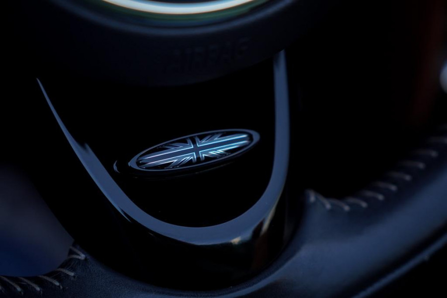 MINI Cabrio 2.0 Cooper S Hammersmith Aut / Leder / NL Auto / JCW / Sporttransmissie