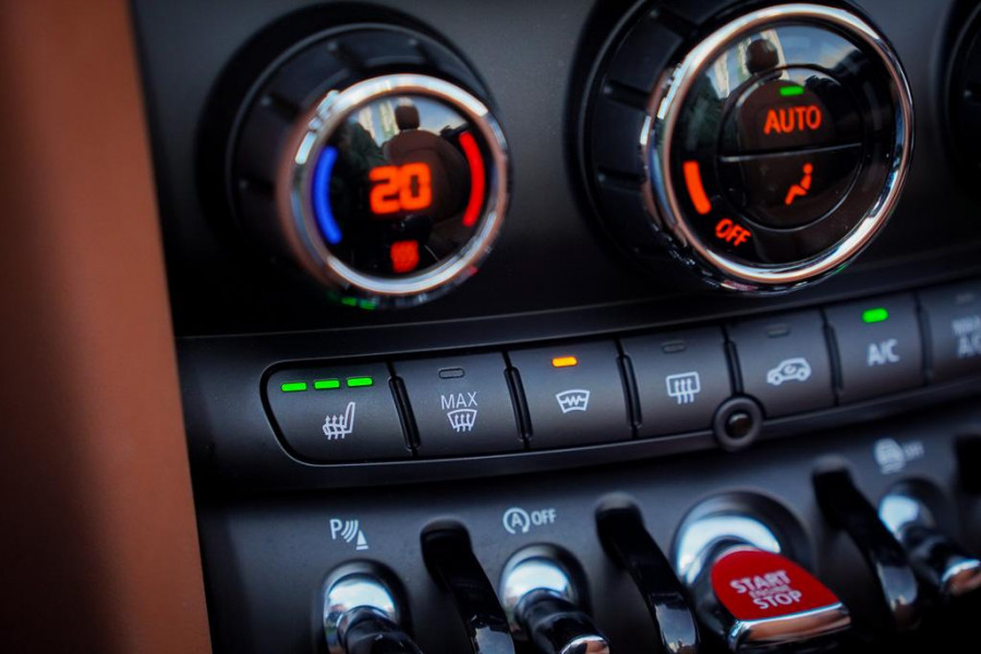 MINI Cabrio 2.0 Cooper S Hammersmith Aut / Leder / NL Auto / JCW / Sporttransmissie