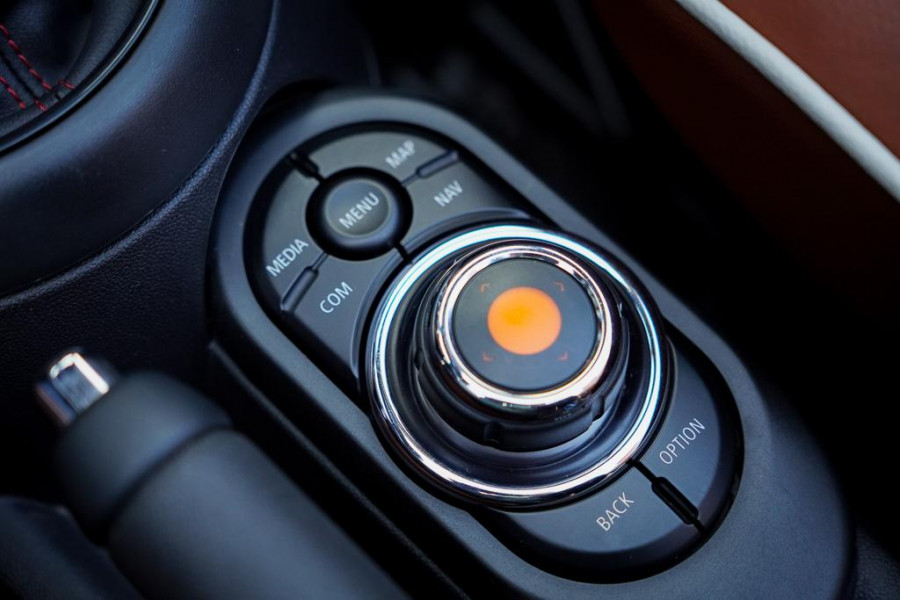 MINI Cabrio 2.0 Cooper S Hammersmith Aut / Leder / NL Auto / JCW / Sporttransmissie