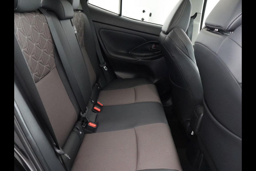 Toyota Yaris Cross 1.5 Hybrid 130 Executive | Stuur- & Stoelverwarming | Dodehoek detectie | Parkeersensoren | Navigatie