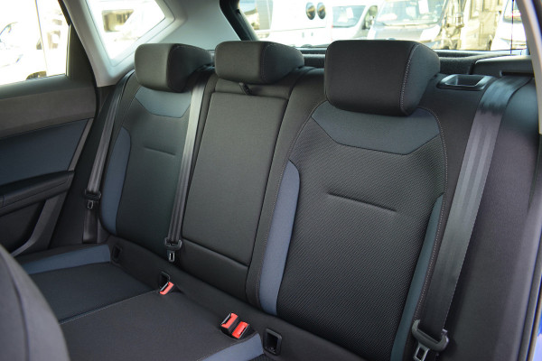 Seat Ateca 1.0 EcoTSI Style Business Intense | Trekhaak | Apple CarPlay | Camera | Climate