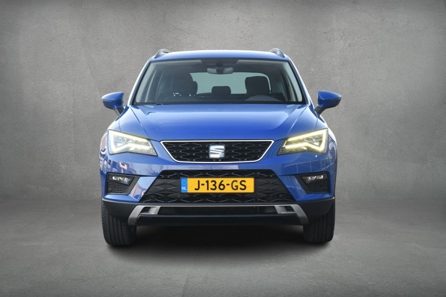 Seat Ateca 1.0 EcoTSI Style Business Intense | Trekhaak | Apple CarPlay | Camera | Climate