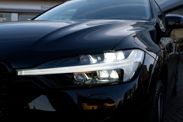 Volvo XC60 2.0 T6 Ultra Dark. AWD / PHEV Long range / Full Option / INCL. f