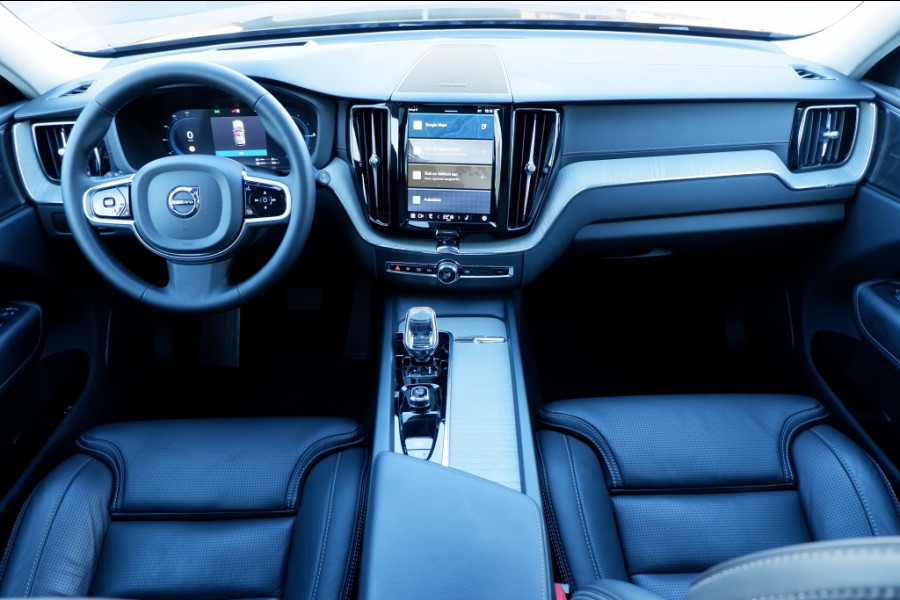 Volvo XC60 2.0 T6 Ultra Dark. AWD / PHEV Long range / Full Option / INCL. f