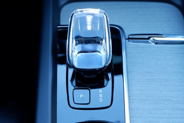 Volvo XC60 2.0 T6 Ultra Dark. AWD / PHEV Long range / Full Option / INCL. f