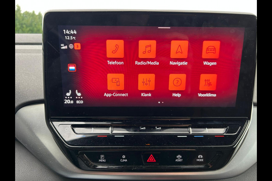 Volkswagen ID.4 First 77kWh Adap.Cruise Camera Trekhaak Pdc Android Auto Apple Carplay Stoelverwarming Navi Ecc Mirrorlink Privacy Glas Lmv Keyless DAB Origineel Nederlandse Auto 1.000KG Trekgewicht