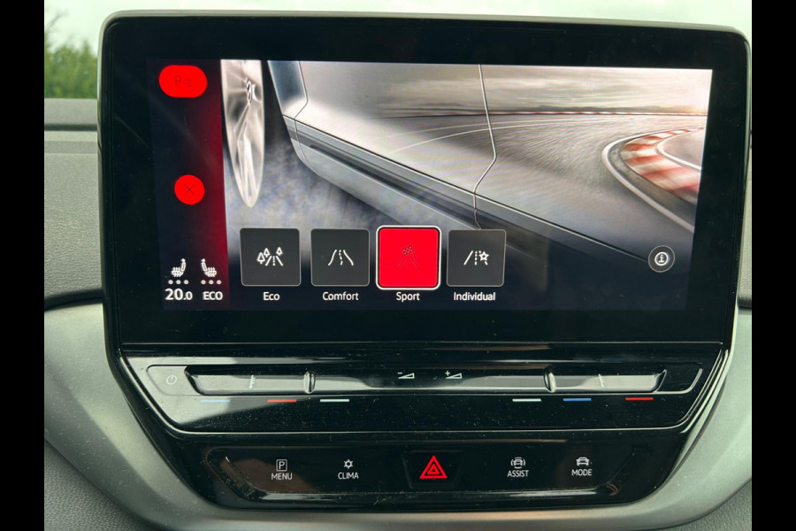 Volkswagen ID.4 First 77kWh Adap.Cruise Camera Trekhaak Pdc Android Auto Apple Carplay Stoelverwarming Navi Ecc Mirrorlink Privacy Glas Lmv Keyless DAB Origineel Nederlandse Auto 1.000KG Trekgewicht