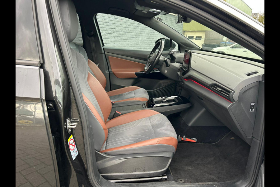 Volkswagen ID.4 First 77kWh Adap.Cruise Camera Trekhaak Pdc Android Auto Apple Carplay Stoelverwarming Navi Ecc Mirrorlink Privacy Glas Lmv Keyless DAB Origineel Nederlandse Auto 1.000KG Trekgewicht