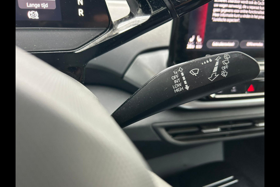 Volkswagen ID.4 First 77kWh Adap.Cruise Camera Trekhaak Pdc Android Auto Apple Carplay Stoelverwarming Navi Ecc Mirrorlink Privacy Glas Lmv Keyless DAB Origineel Nederlandse Auto 1.000KG Trekgewicht