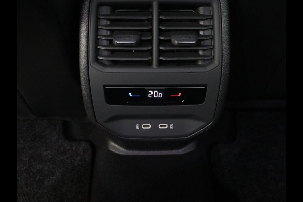 CUPRA Leon 1.4 eHybrid VZ | 245pk | Panoramadak | Stoelverwarming | Camera | Carplay | Adaptive cruise | Keyless | Navigatie | 19'' | Sportstoelen | Full LED | PHEV | Plug In