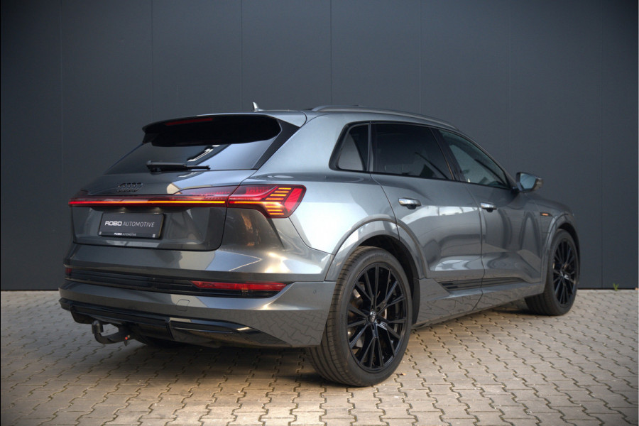 Audi e-tron 50 quattro S edition 71 kWh | S Line | Black Edition | Panoramadak | Memory Seats | Camera | Luchtvering | Adaptive Cruise Control | Keyless | Matrix LED | Leder | Stoelverwarming | NAP | BTW