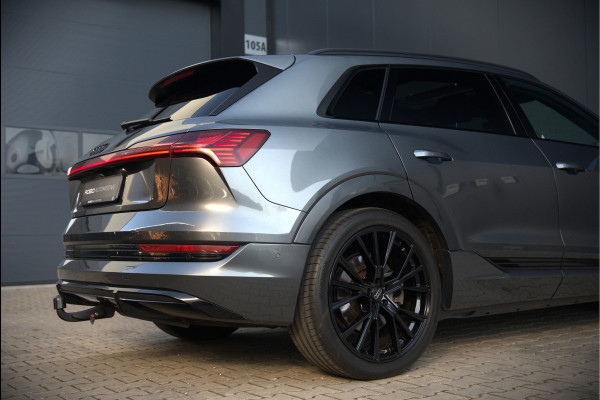 Audi e-tron 50 quattro S edition 71 kWh | S Line | Black Edition | Panoramadak | Memory Seats | Camera | Luchtvering | Adaptive Cruise Control | Keyless | Matrix LED | Leder | Stoelverwarming | NAP | BTW