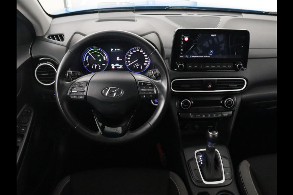 Hyundai Kona 1.6 GDI HEV Fashion | Head-Up | Trekhaak | Adaptive cruise | Camera | Carplay | Keyless | Dodehoek detectie | Climate control | Bluetooth