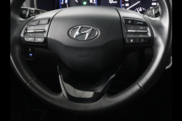 Hyundai Kona 1.6 GDI HEV Fashion | Head-Up | Trekhaak | Adaptive cruise | Camera | Carplay | Keyless | Dodehoek detectie | Climate control | Bluetooth