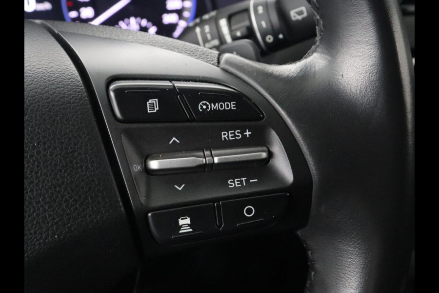 Hyundai Kona 1.6 GDI HEV Fashion | Head-Up | Trekhaak | Adaptive cruise | Camera | Carplay | Keyless | Dodehoek detectie | Climate control | Bluetooth