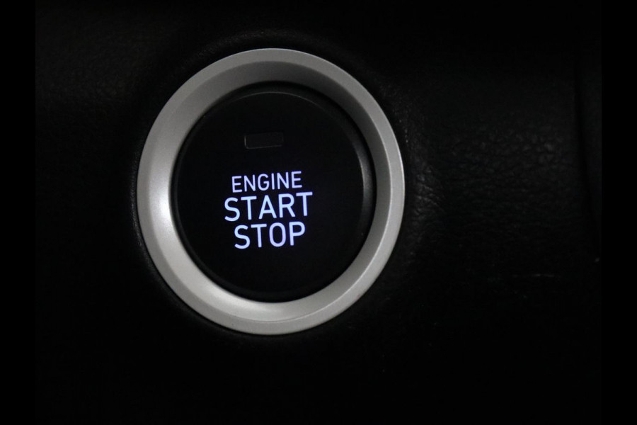 Hyundai Kona 1.6 GDI HEV Fashion | Head-Up | Trekhaak | Adaptive cruise | Camera | Carplay | Keyless | Dodehoek detectie | Climate control | Bluetooth