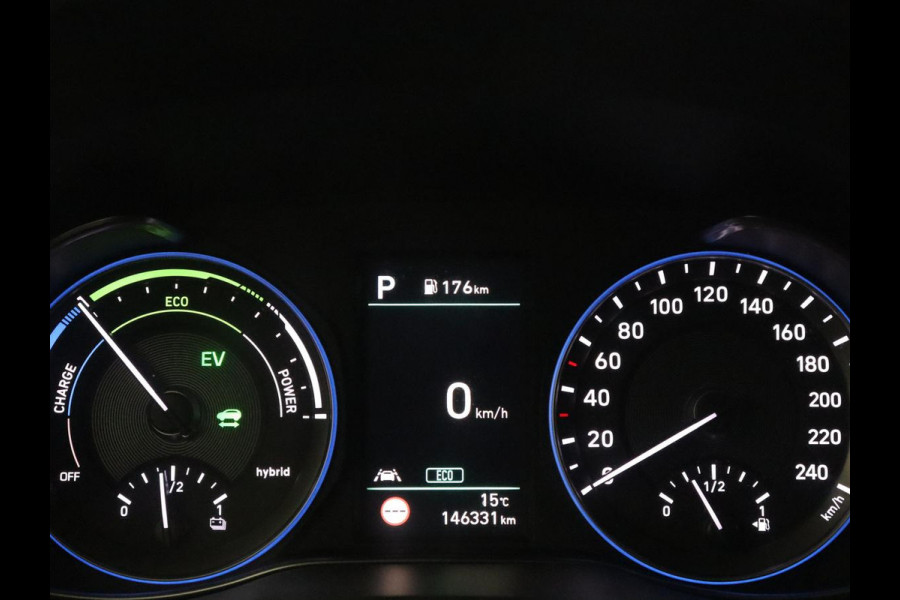 Hyundai Kona 1.6 GDI HEV Fashion | Head-Up | Trekhaak | Adaptive cruise | Camera | Carplay | Keyless | Dodehoek detectie | Climate control | Bluetooth