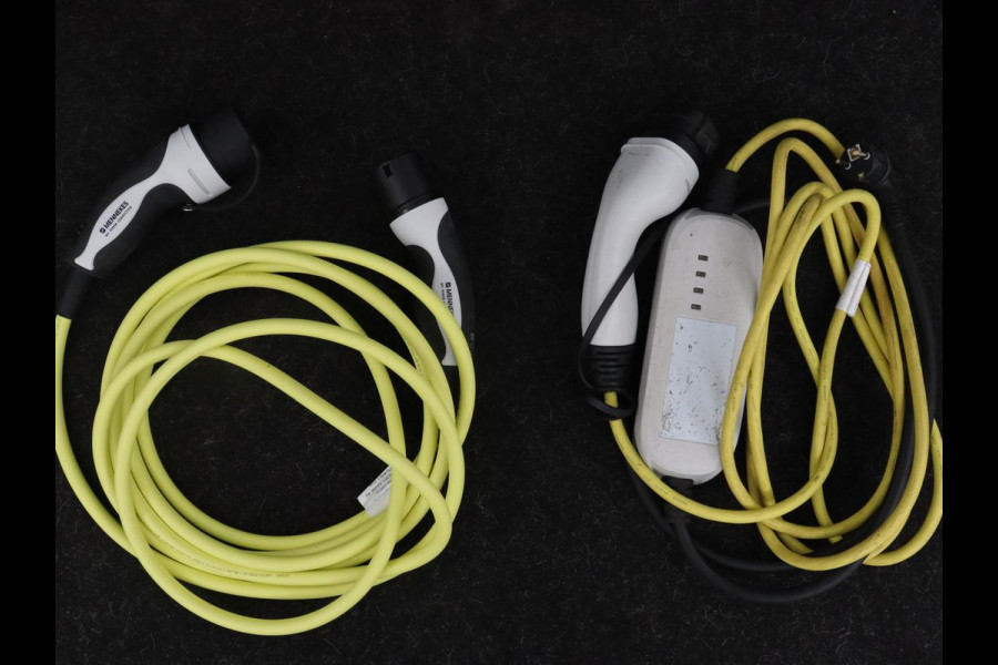 CUPRA Formentor 1.4 eHybrid VZ | 245pk | Trekhaak | Leder | Stoelverwarming | Camera | Carplay | Adaptive cruise | Memory | Keyless | 19'' | Full LED | Sportstoelen | PHEV | Plug In