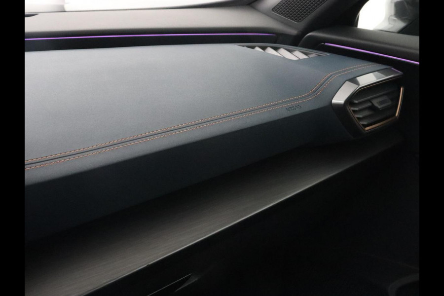 CUPRA Formentor 1.4 eHybrid VZ | 245pk | Trekhaak | Leder | Stoelverwarming | Camera | Carplay | Adaptive cruise | Memory | Keyless | 19'' | Full LED | Sportstoelen | PHEV | Plug In