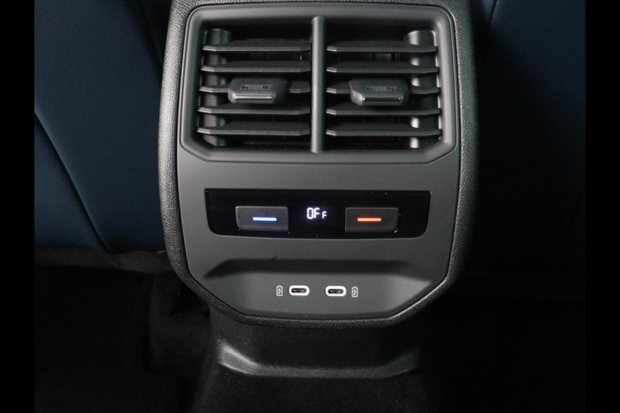 CUPRA Formentor 1.4 eHybrid VZ | 245pk | Trekhaak | Leder | Stoelverwarming | Camera | Carplay | Adaptive cruise | Memory | Keyless | 19'' | Full LED | Sportstoelen | PHEV | Plug In