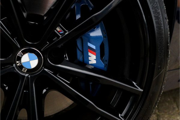 BMW 3 Serie Touring 330e xDrive M-Sport Panorama / 19inch / Harman Kardon /