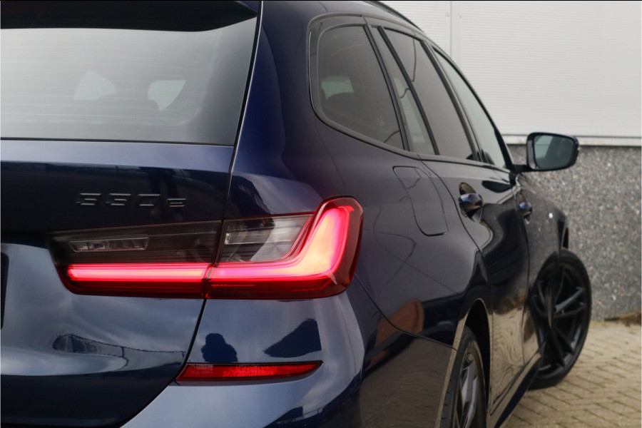 BMW 3 Serie Touring 330e xDrive M-Sport Panorama / 19inch / Harman Kardon /