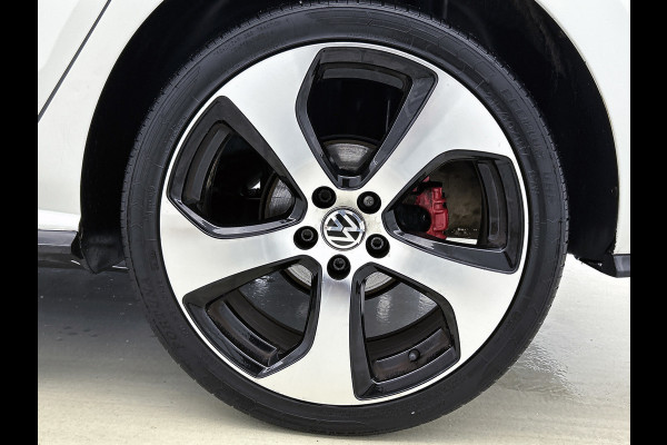 Volkswagen Polo 1.8 TSI GTI | 192PK | PANO | STOELVERW |ALCANTARA | AUTOMAAT | AIRCO | GOED ONDERHOUD |