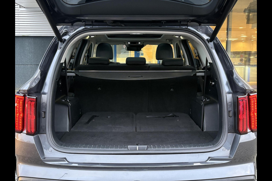 Kia Sorento 1.6 T-GDI Plug-in Hybrid 4WD ExecutiveLine 7p. | Afneembare trekhaak | Panoramadak | Stoel Ventilatie & Verwarming |