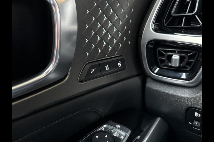 Kia Sorento 1.6 T-GDI Plug-in Hybrid 4WD ExecutiveLine 7p. | Afneembare trekhaak | Panoramadak | Stoel Ventilatie & Verwarming |