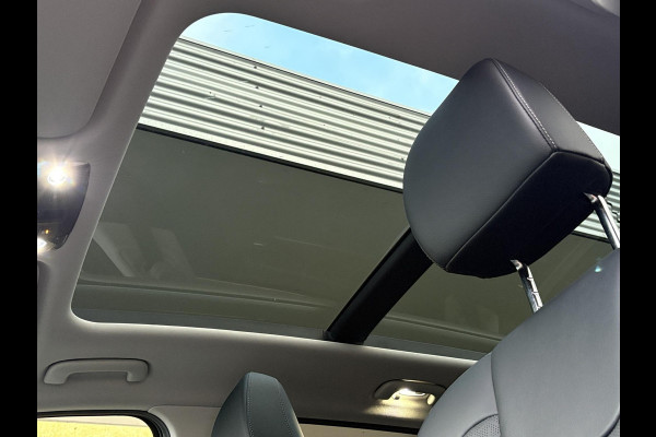 Kia Sorento 1.6 T-GDI Plug-in Hybrid 4WD ExecutiveLine 7p. | Afneembare trekhaak | Panoramadak | Stoel Ventilatie & Verwarming |