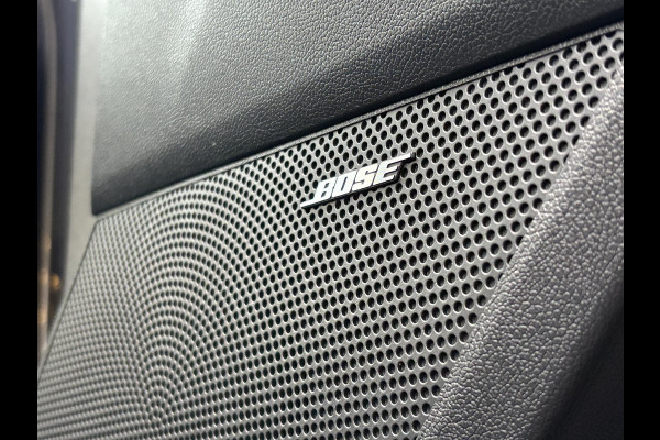 Kia Sorento 1.6 T-GDI Plug-in Hybrid 4WD ExecutiveLine 7p. | Afneembare trekhaak | Panoramadak | Stoel Ventilatie & Verwarming |