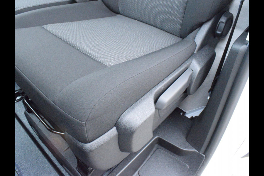 Citroën ë-Jumpy XL 75 kWh | tot 8 jaar garantte | Techno NAV pakket | camera | Comfort tussenschot | 3 zitplaatsen