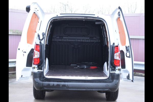 Peugeot e-Partner L2 50 kWh | tot 8 jaar garantie | rondom zicht camera's | navi incl. Apple Carplay | dodehoek detectie | parkeersensoren voor & achter | laadruimtebetimmering | rijklaarprijs
