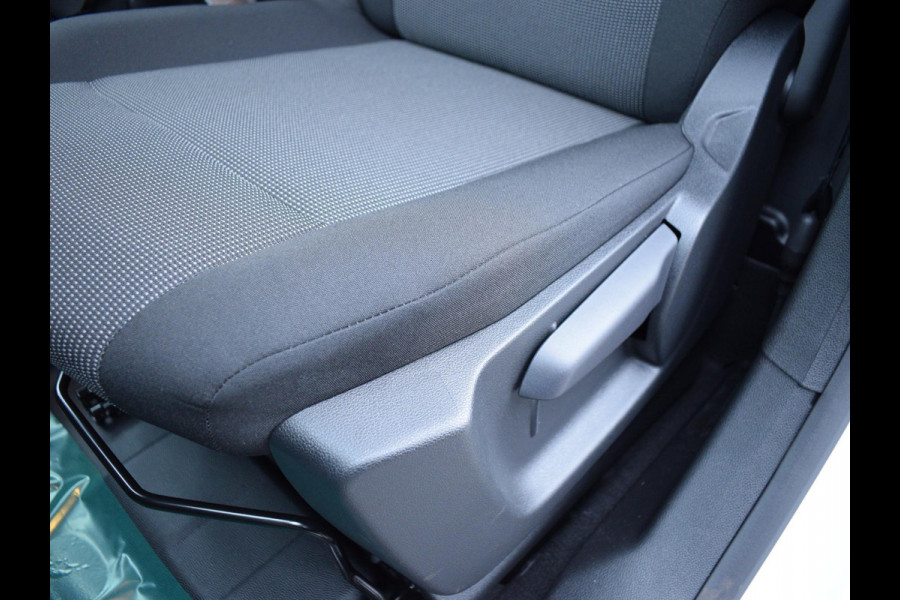 Peugeot e-Partner L2 50 kWh | tot 8 jaar garantie | rondom zicht camera's | navi incl. Apple Carplay | dodehoek detectie | parkeersensoren voor & achter | laadruimtebetimmering | rijklaarprijs