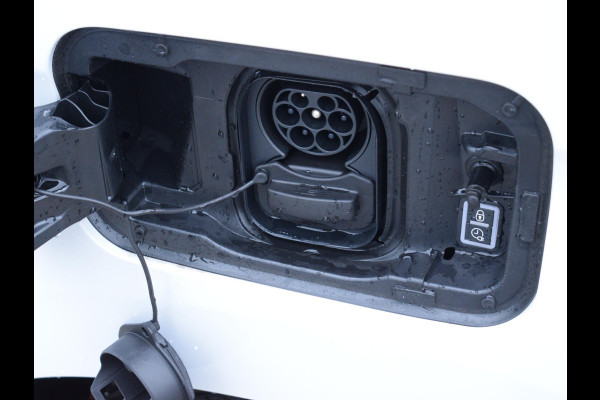 Peugeot e-Partner L2 50 kWh | tot 8 jaar garantie | rondom zicht camera's | navi incl. Apple Carplay | dodehoek detectie | parkeersensoren voor & achter | laadruimtebetimmering | rijklaarprijs