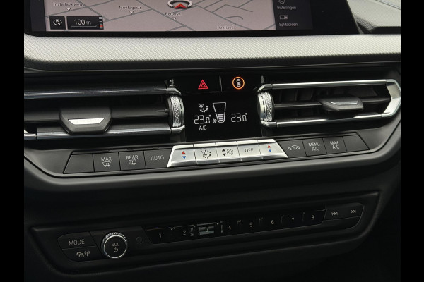 BMW 2 Serie Gran Coupé 218i Aut. M-Sport | Sportstoelen | Navi | Live Cockpit |