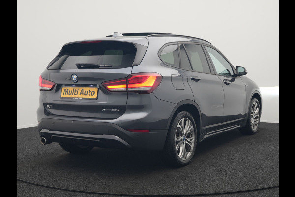 BMW X1 xDrive25e Sportline Plug In Hybrid 221pk Dealer O.H PHEV | Panodak | Adaptive Cruise | Camera | Sportstoelen Verwarmd | Sfeerverlichting | Navigatie | DAB |