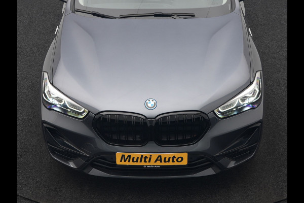 BMW X1 xDrive25e Sportline Plug In Hybrid 221pk Dealer O.H PHEV | Panodak | Adaptive Cruise | Camera | Sportstoelen Verwarmd | Sfeerverlichting | Navigatie | DAB |