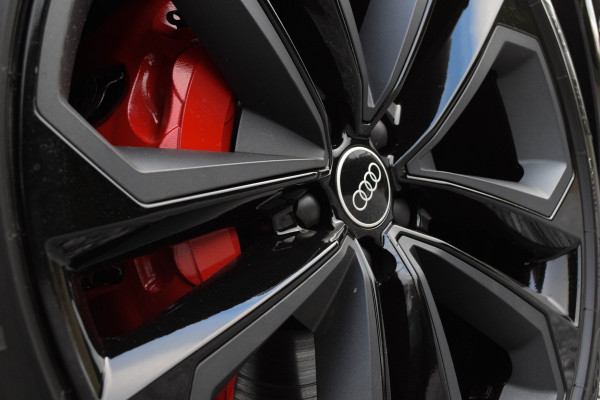 Audi Q5 50 TFSI e S-line Quattro / Leder met Ruitpatroon/ Panoramadak/ Trekhaak/ 21 inch