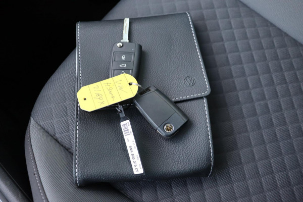 Volkswagen Tiguan 1.5 TSI Comfortline org.NL navi trekhaak