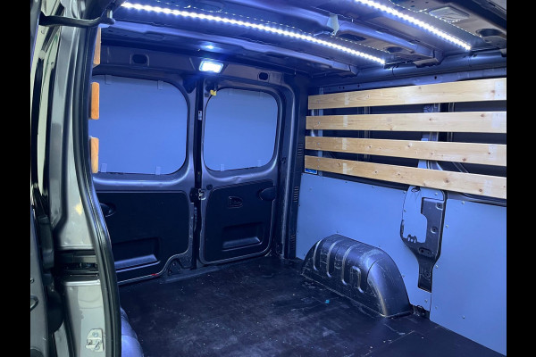 Renault Trafic Automaat 2.0 dCi 170pk euro6 T29 L1H1 Comfort 3Persoons, Imperiaal, Airco, Navigatie, Trekhaak, RIJKLAARPRIJS