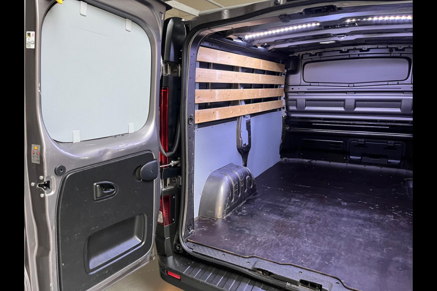 Renault Trafic Automaat 2.0 dCi 170pk euro6 T29 L1H1 Comfort 3Persoons, Imperiaal, Airco, Navigatie, Trekhaak, RIJKLAARPRIJS