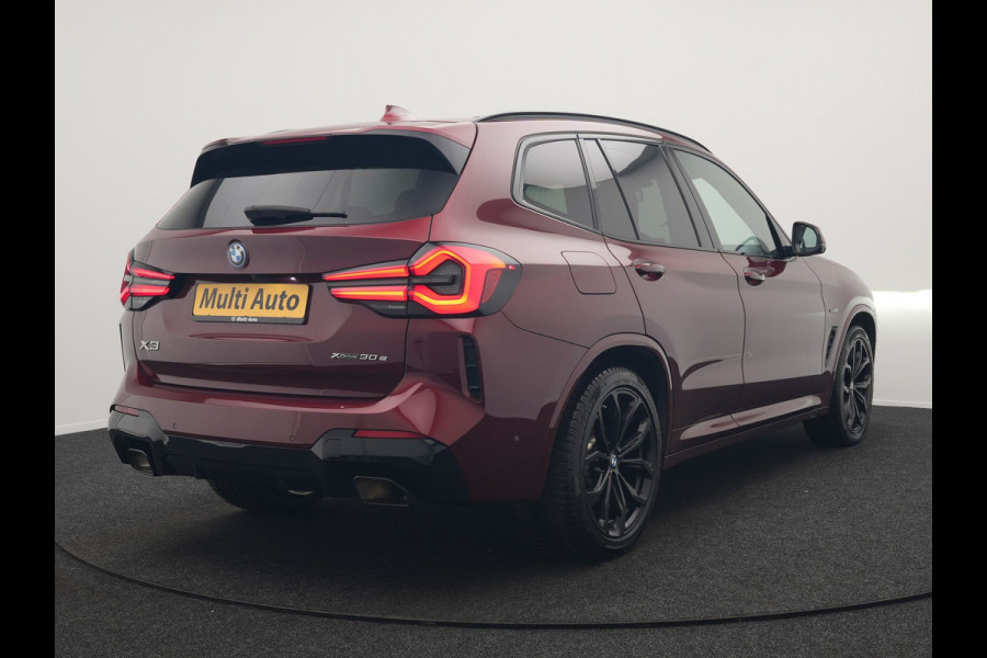 BMW X3 xDrive30e M Sport Plug In Hybrid 293pk Dealer O.H. PHEV | Trekhaak Af Fabriek | Panodak | Head Up | 360 Camera | Laser LED | 20"L.M | Lederen Sportstoelen Ventilatie &  Memory | Sfeerverlichting | Stoelen & Stuur Verwarmd | Aventurinrot III M