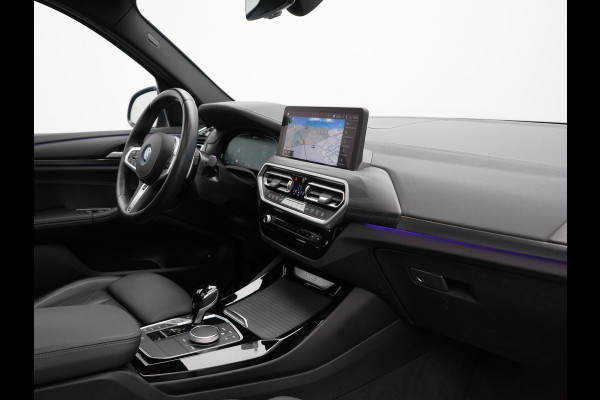 BMW X3 xDrive30e M Sport Plug In Hybrid 293pk Dealer O.H. PHEV | Trekhaak Af Fabriek | Panodak | Head Up | 360 Camera | Laser LED | 20"L.M | Lederen Sportstoelen Ventilatie &  Memory | Sfeerverlichting | Stoelen & Stuur Verwarmd | Aventurinrot III M