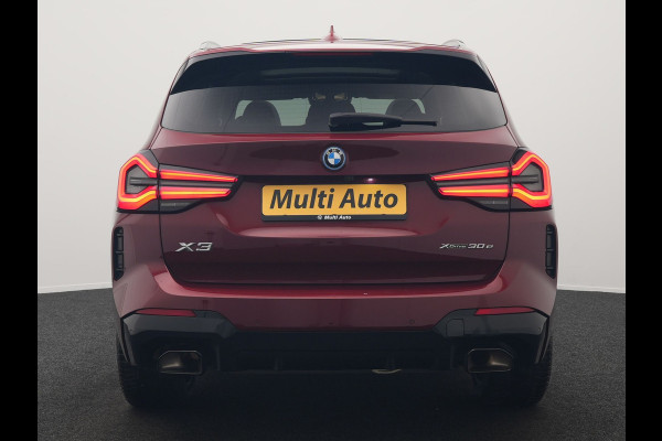 BMW X3 xDrive30e M Sport Plug In Hybrid 293pk Dealer O.H. PHEV | Trekhaak Af Fabriek | Panodak | Head Up | 360 Camera | Laser LED | 20"L.M | Lederen Sportstoelen Ventilatie &  Memory | Sfeerverlichting | Stoelen & Stuur Verwarmd | Aventurinrot III M