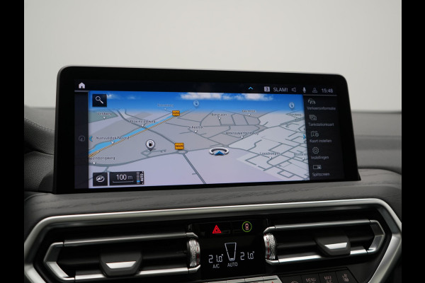 BMW X3 xDrive30e M Sport Plug In Hybrid 293pk Dealer O.H. PHEV | Trekhaak Af Fabriek | Panodak | Head Up | 360 Camera | Laser LED | 20"L.M | Lederen Sportstoelen Ventilatie &  Memory | Sfeerverlichting | Stoelen & Stuur Verwarmd | Aventurinrot III M