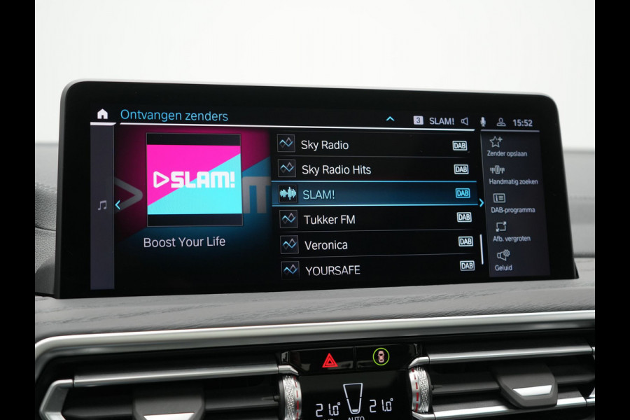 BMW X3 xDrive30e M Sport Plug In Hybrid 293pk Dealer O.H. PHEV | Trekhaak Af Fabriek | Panodak | Head Up | 360 Camera | Laser LED | 20"L.M | Lederen Sportstoelen Ventilatie &  Memory | Sfeerverlichting | Stoelen & Stuur Verwarmd | Aventurinrot III M