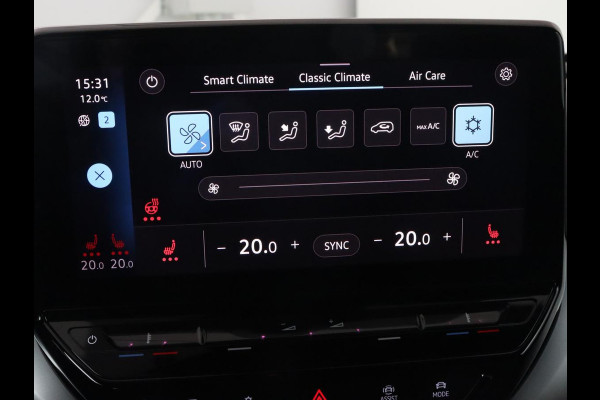 Volkswagen ID.4 First 77 kWh | Stoel & stuurverwarming | Camera | Carplay | Adaptive cruise | Half leder | 20'' | Navigatie | DAB | Sfeerverlichting